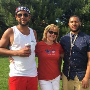 Meet your Posher, Troy